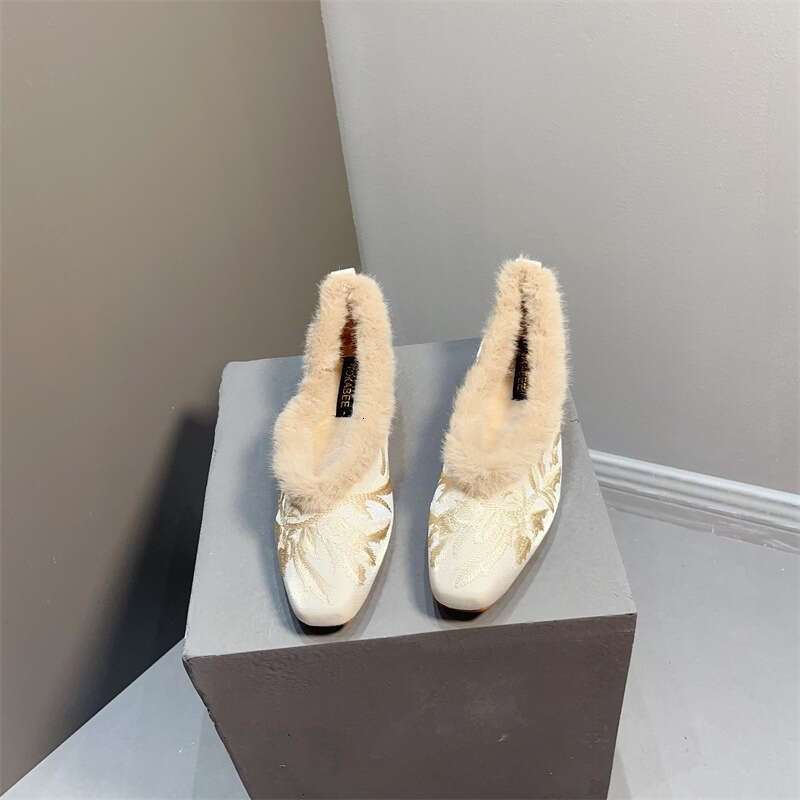 National New Chinese Style Rabbit Fur Coarse Single Order Women With Plush Versatile Soft Sole Fashion Lazy Cotton Shoes For Women's Outdoor Wear