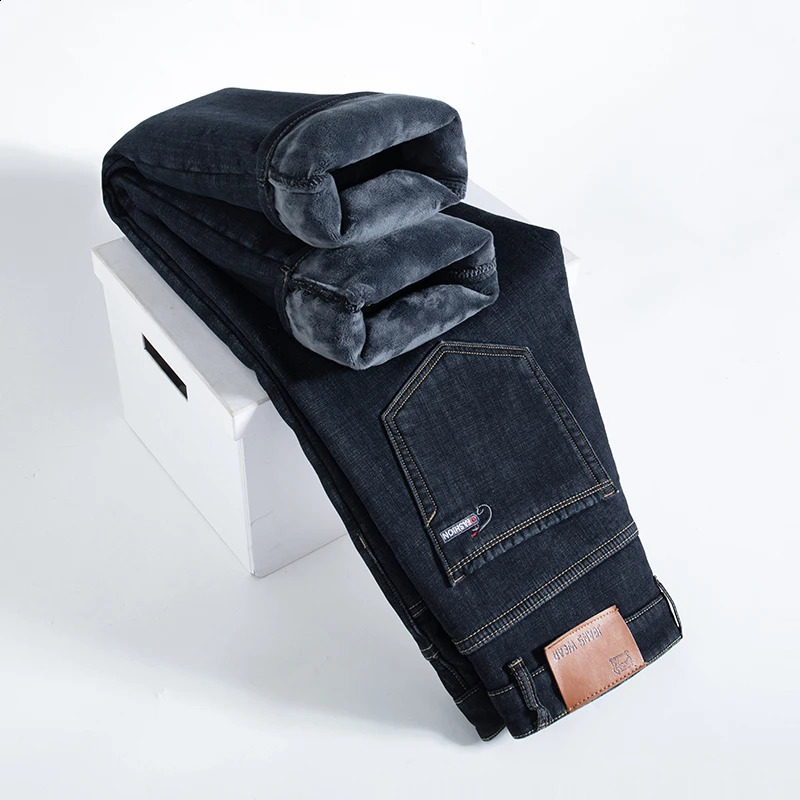 2024 Winter Fleece Thick Warm Men Jeans Slim Skinny Stretch Straight Classic Version of Denim Plush Pants Male Clothing 241105