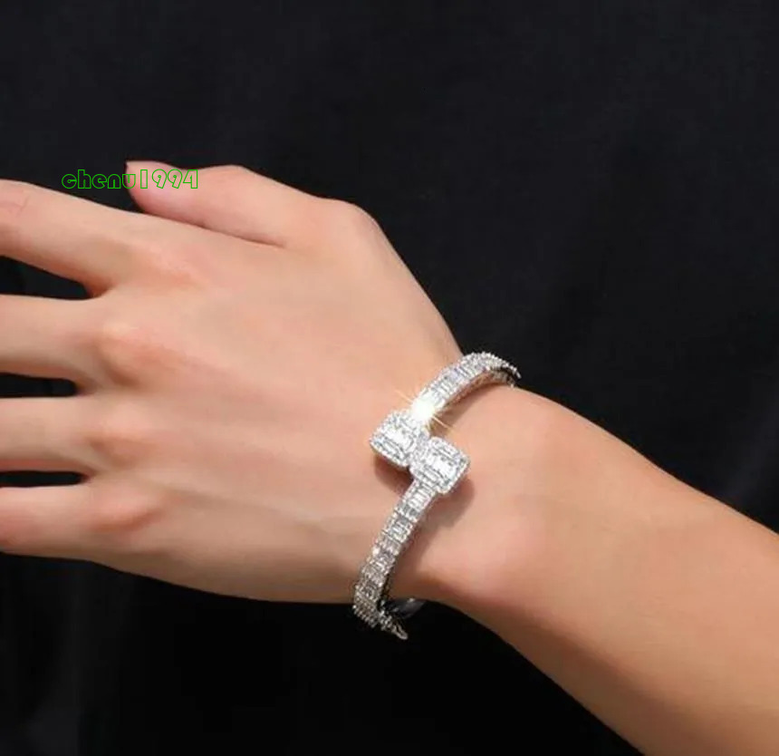 14K Gold Men Ladies Cubic Zirconia Dia Baguette Square Bangle Bracelet Opening