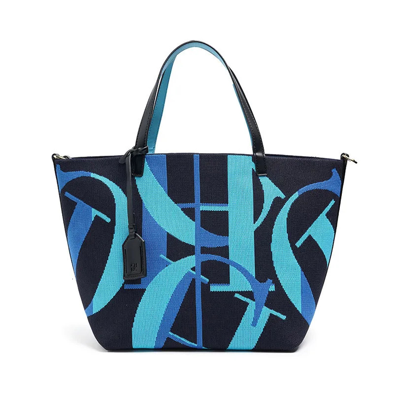 CH Handbag Retro Design Large Capacity Versatile Beach Holiday Travel Fashion Ladies Bucket New Shopping Bag ddmymarket