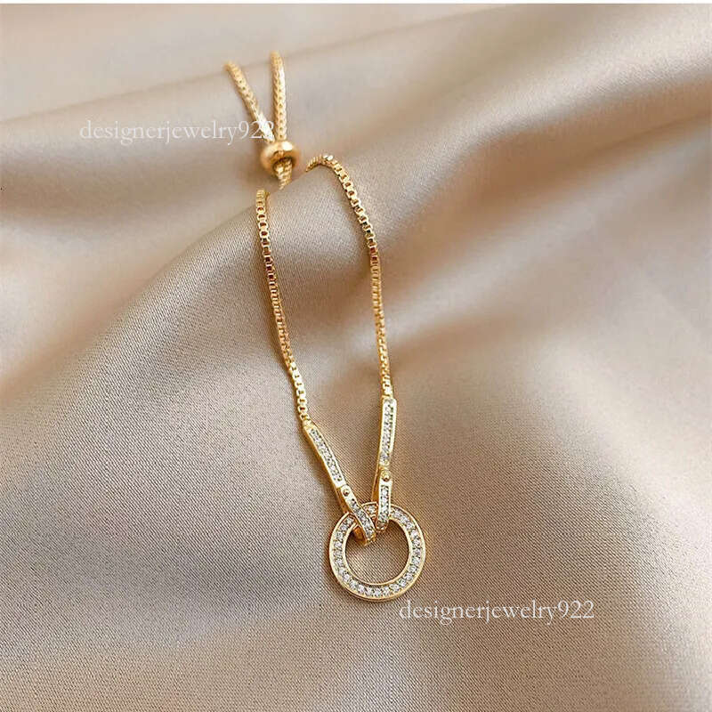 Sier Color Crystal Zircon Hollow Out Round Charm Bracelet &Bangle For Women Elegant Light Wedding Party Jewelry