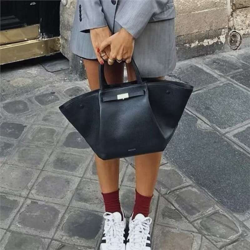Bag 2024 Designer Wing European And American Niche Single Shoulder Hand-Held Tote, Versatile, Large Capacity, New York Bag, Fashion 4 ,