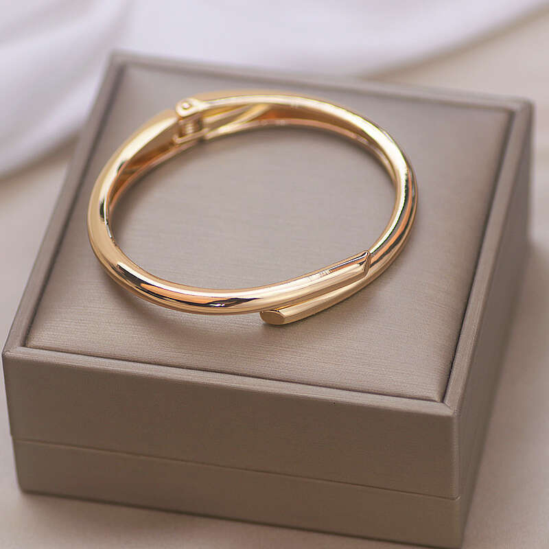 Trendy Simple Jewelry Geometry Round Metal Open Bangles & Bracelets Punk Gold Color Wristband Cuff Bracelet For Women Girls Gift