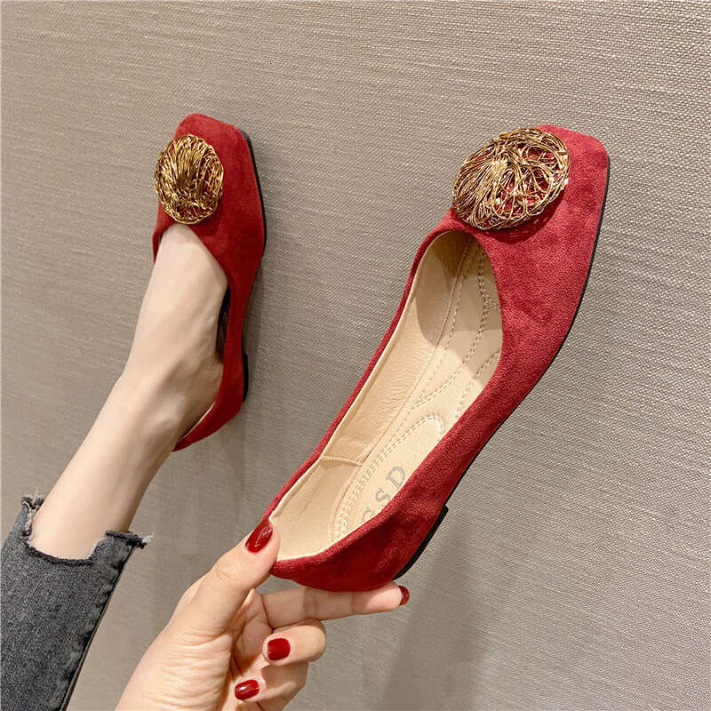 Soft Soled Comfortable Plus Size Scoop For Women 2023 New Korean Version Suede Cover Feet Flat Bean Shoes Square Toe Shallow Mouth Single Shoe