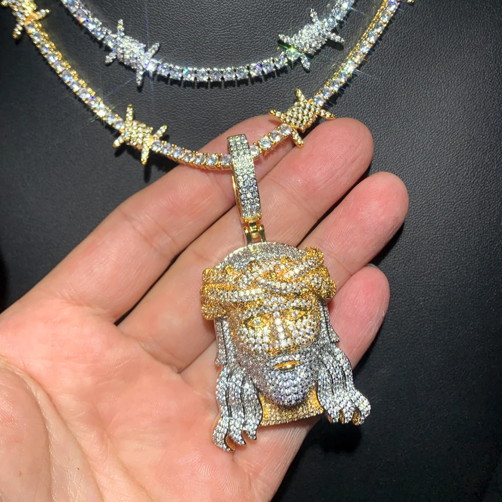 2024 Shining Jesus Christ Head Necklace with Fully Micro Paving 5A Cubic Zirconia Pendant for Mens Ice Charm Hip Hop Jewelry241105