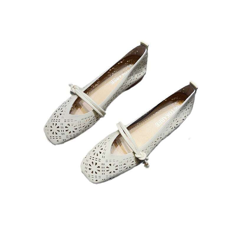 Hollow Mary Jane Sandals Women's Korean Edition Spring/Summer New Versatile Bottom Soft Face Square Head Shallow Mouth Low Follow Shoes