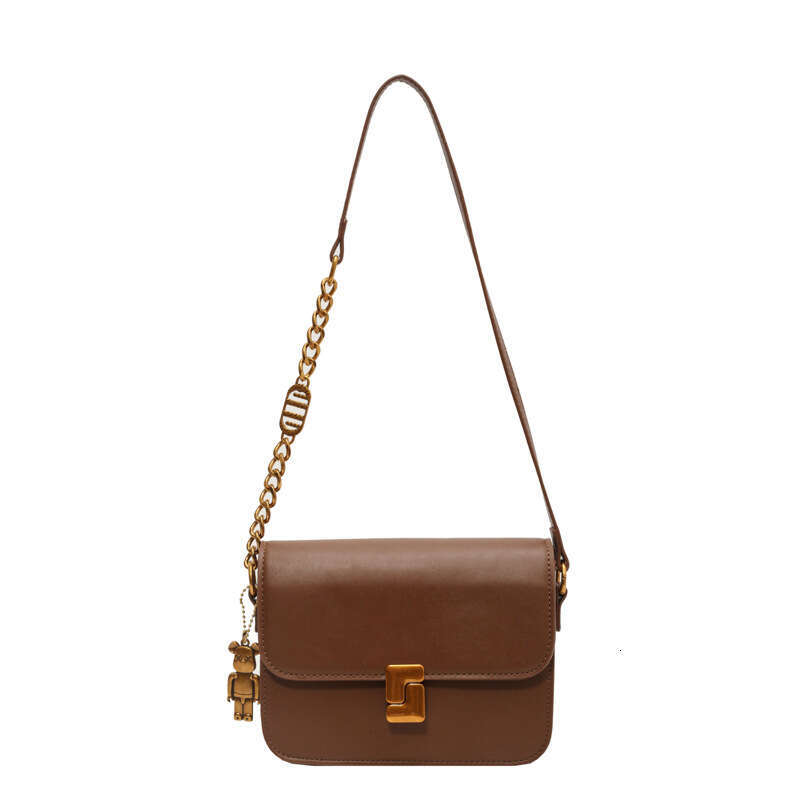 Advanced small square new fashionable shoulder niche texture soft leather armpit bag, simple and versatile commuting bag