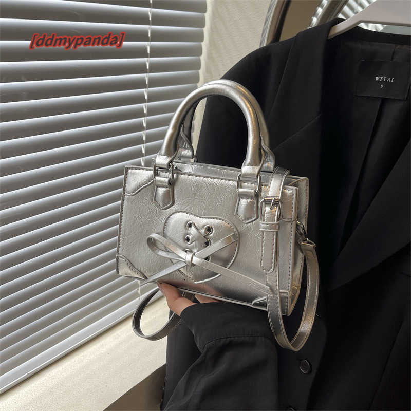 Handheld fashionable small square for women, Korean version, simple and versatile shoulder bag, 2024 summer niche trend design crossbody bag #31 ddmyp