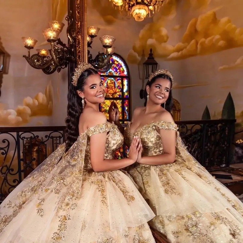 Light Champagne Quinceanera Dresses Off Shoulder Sequin Applique Lace Flower Beads Tull Ball Gown Sweet 16 Dress Vestidos 15 De anos