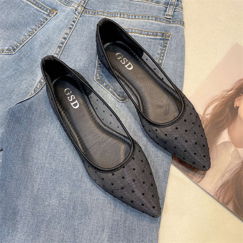 Sandals Fashion Korean Version Spring And Summer New Breathable Polka Dot Mesh Pointed Toe Comfortable Soft Sole Flat Heel Women's Shoes