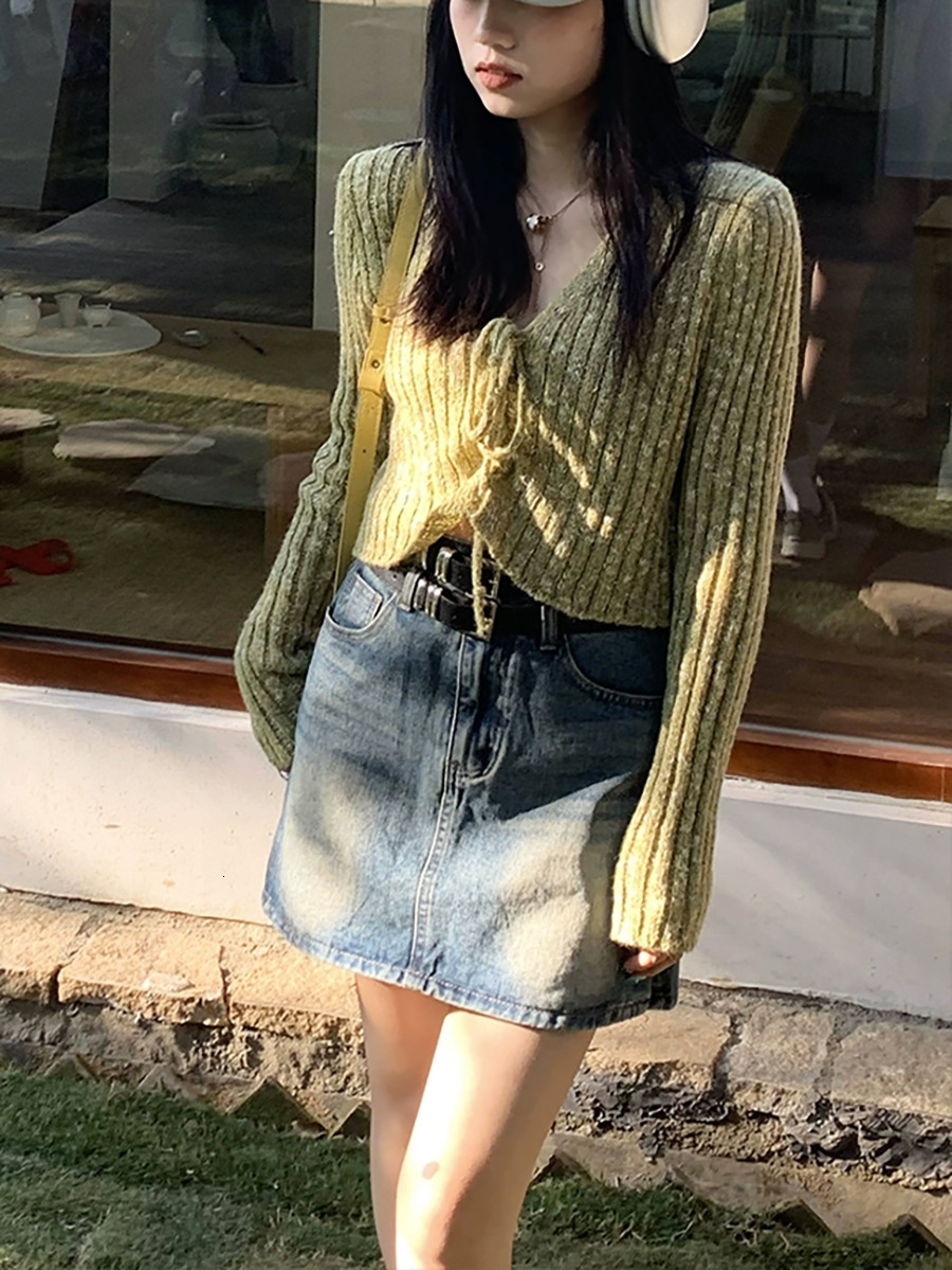 Autumn New Korean Version V Neck Pit Stripe Knitted Sweater Short Slim Fit Design Lace Up Long Sleeved Top For Women F1105#28