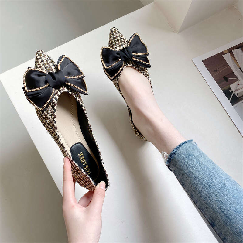 2023 Spring/Summer New Ladies And Fairies Evening Wind Pointed Flat Bottom Shallow Mouth Bow Knot Water Diamond Inner Elevated Single Shoes