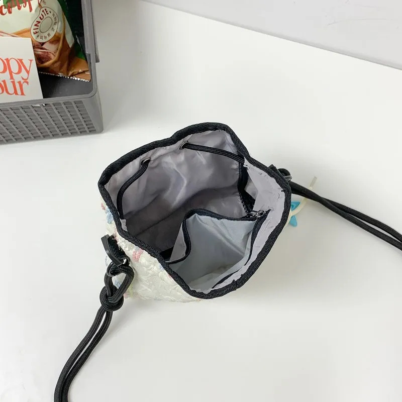 Womens Bag Fashion Simple Shoulder Bag High Quality Ten Font Pull Rod Nylon Lightweight Selling 241105