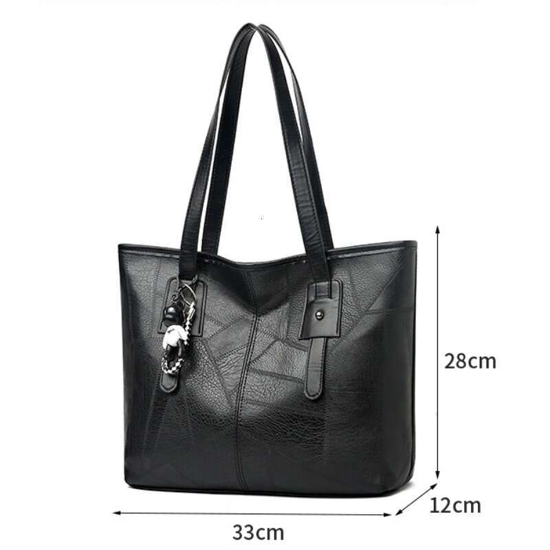 Designer Bag Version Trendy Women's 2024 New Large Capacity Tote Bag With Horizontal Square Zipper Single Shoulder Handbag tote bag Saddle bag