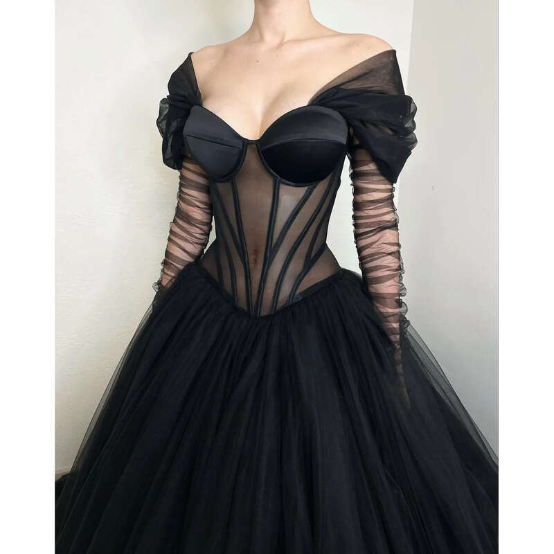 Elegant A E Gothic Illusion Long Sleeves Boho Dresses Bridal Gowns Bone Bodice Tulle Country Black Wedding Dress legant