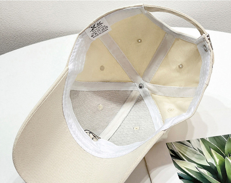 Free shipping New Designer Baseball caps hat Men Women fitted hats Luxury embroidered baseball cap Sun Hats Adjustable cap J-8