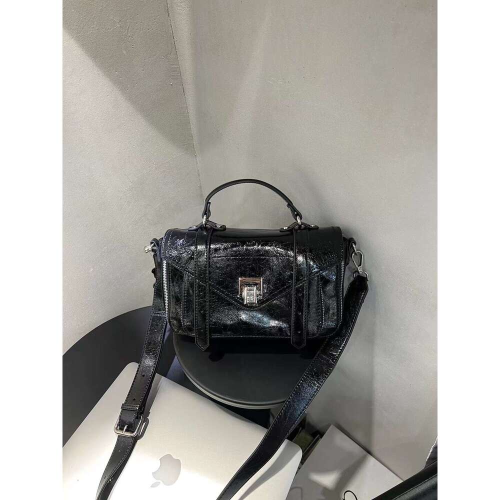 Classic Vintage Dark Motorcycle Style Bright Oil Wax Cowhide Handheld Messenger Bag Female Shoulder Crossbody Purse