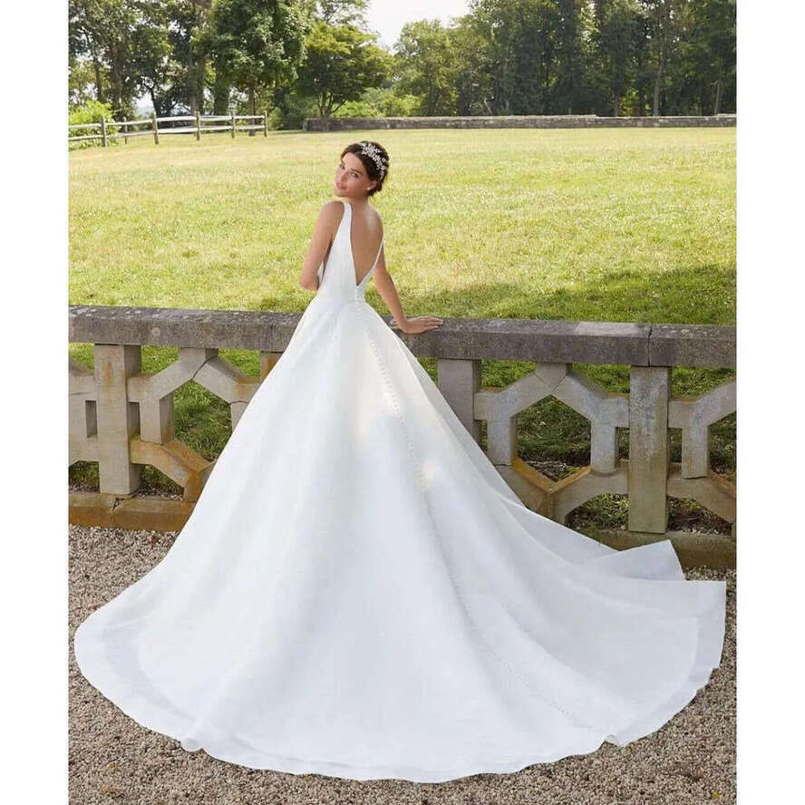 Simple Bohemian Elegant Plus Size A E Wedding Dresses Women V Neck Satin Backless Sweep Train Bridal Gown Second Reception Dress For Weddding Party Cu