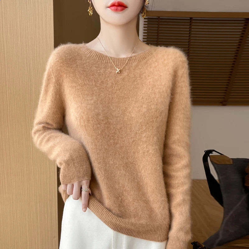 100% Merino solid color sweater ladies autumn and winter solid color O-neck long sleeve warm fashion loose knit sweater 241105