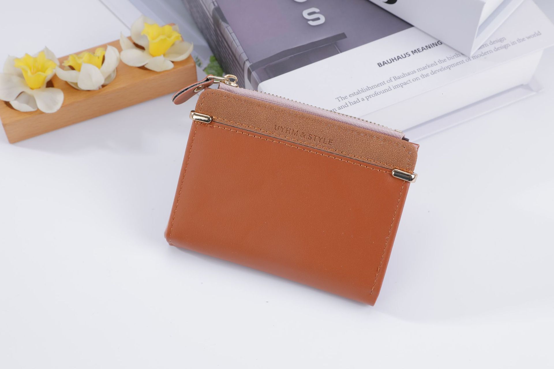 New Fashion Short Women's Zipper Wallet Korean Version Simple and Versatile Student Wallet Women's Wallet Clip Bag