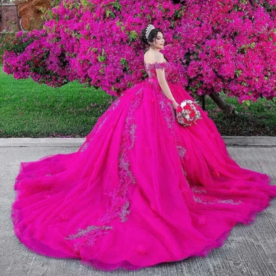 Dresses Hot Pink Shiny Quinceanera Mexican Sweetheart Lace Dwer Puffy Ball Gowns Off Shoulder Applique Vestidos De XV Anos