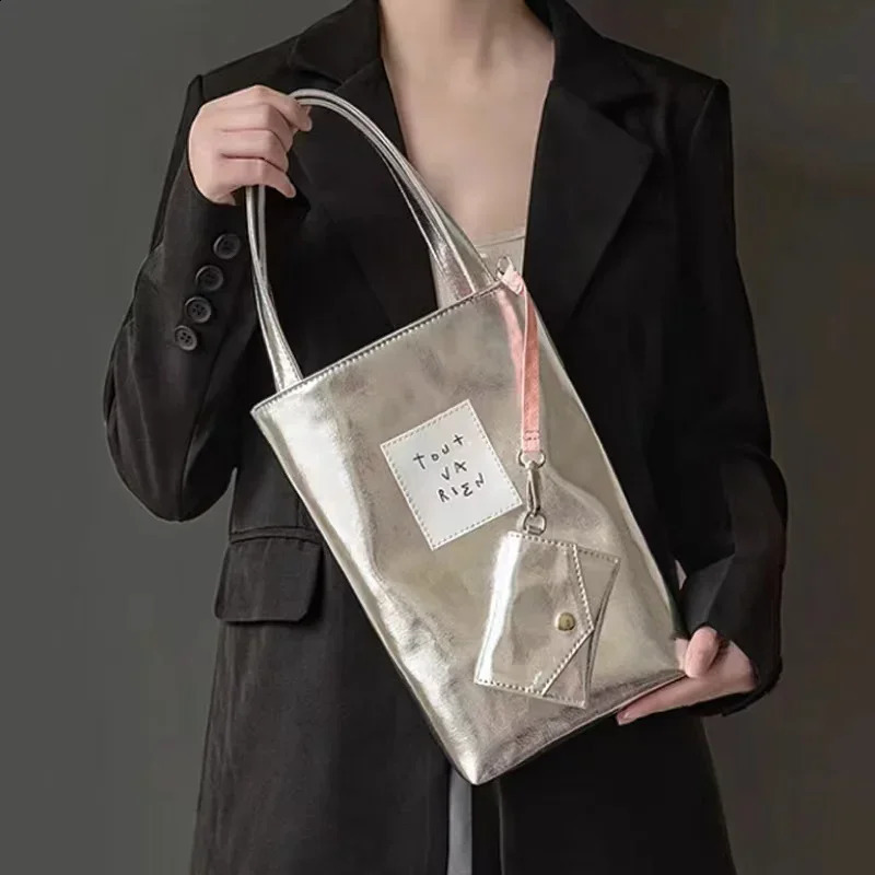 Y2K vintage Korean silver shoulder small wallet handbag womens handbag cross body bag womens silver handbag 241105
