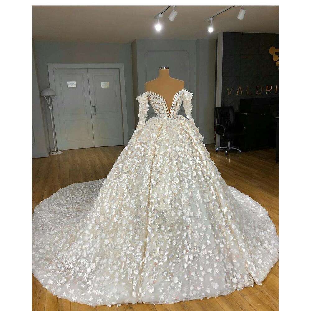 Ball Gown Wedding Dresses Off The Shoulder Lace 3D Ral Appliques Arabic Bridal Gowns Long Vintage Robes De Soiree Pear