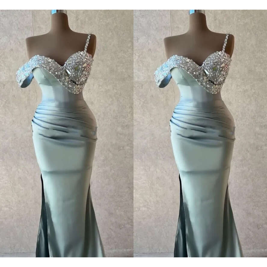 Elegant Satin Mermaid Prom Dress Sweetheart Necke Beaded Sleeveless With Side Split In Various Colors