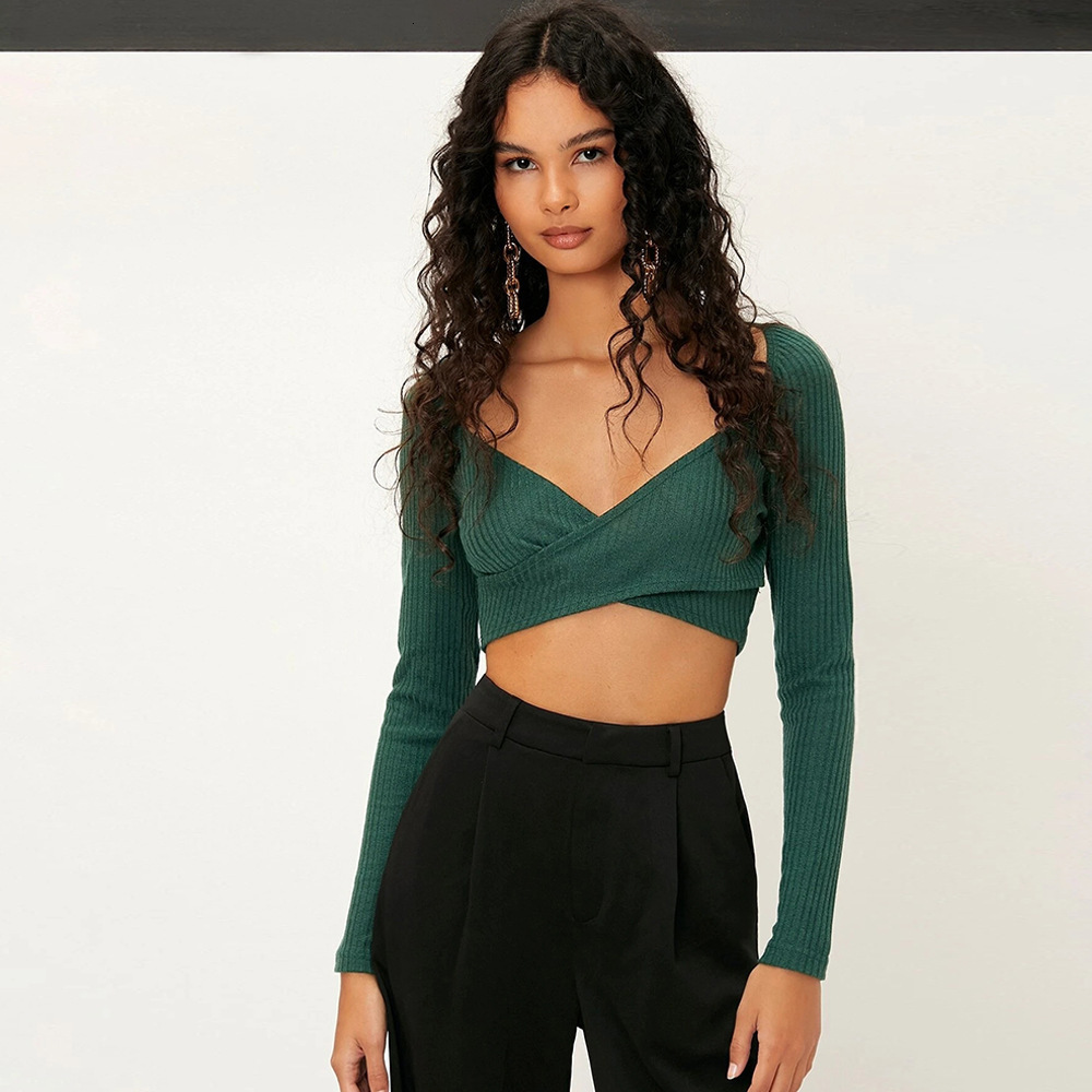 Spring Summer Ins Sexy Umbilical V-Neck Top Women's Solid Color Versatile Slimming Bottom Knitted T-Shirt