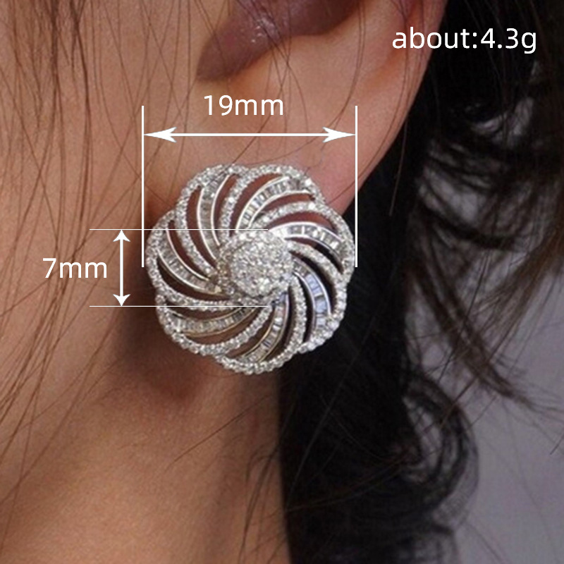 2024 Top Sell Stud Earrings Luxury Jewelry 925 Sterling Silver Pave White Sapphire CZ Diamond Zircon Party Women Wedding Flower Earring Fashion Access