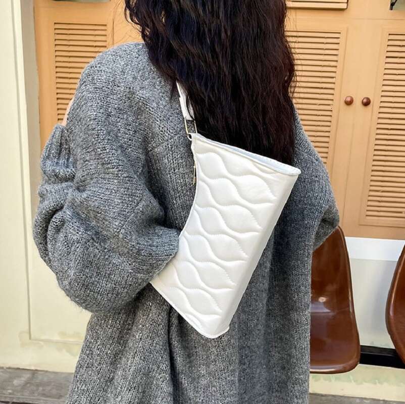 Designer Bag Fashion Exquisite Shopping Bag Retro Casual Women Totes Shoulder Bags Pu Leather Solid Color Chain Handbag For Women 2024 handbag