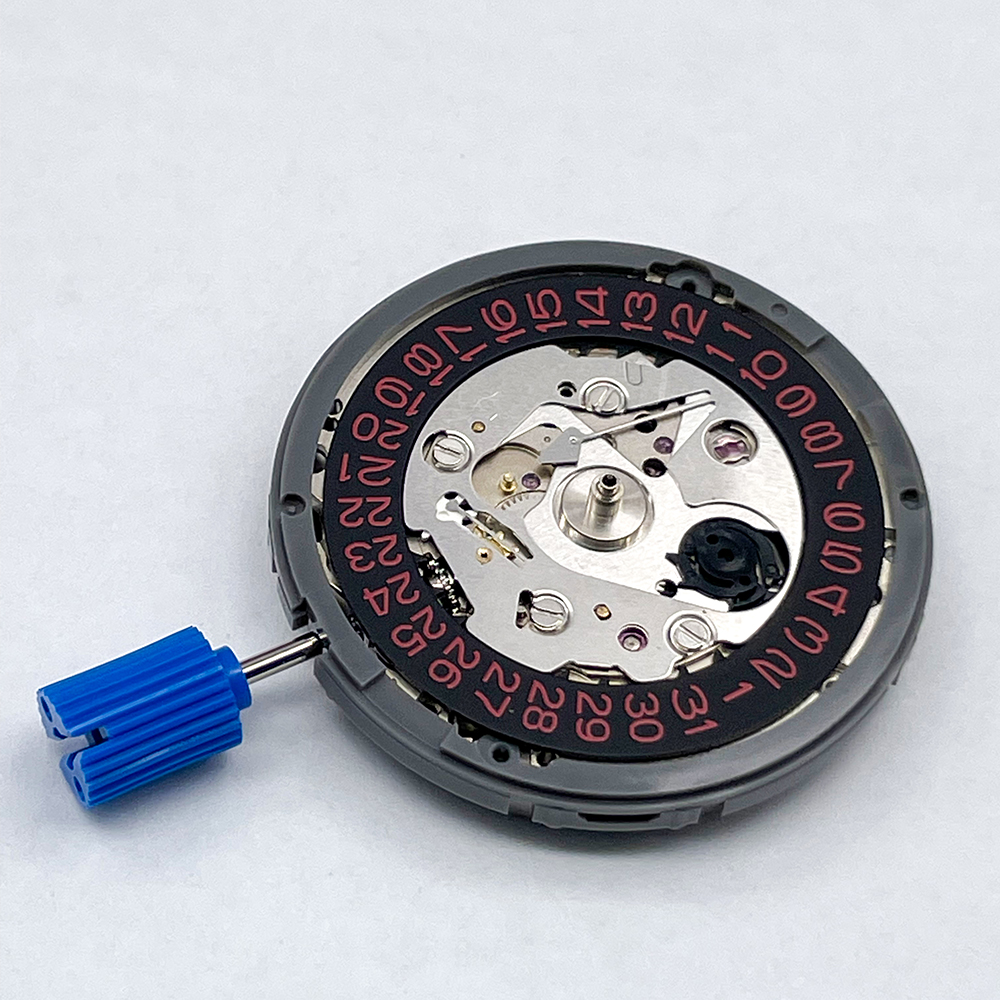 High Accuracy NH35 Automatic Mechanical Movement Modified movement Datewheel Disc Wrist Day Date at 3H Crown at 3.0/3.8 O'clock
