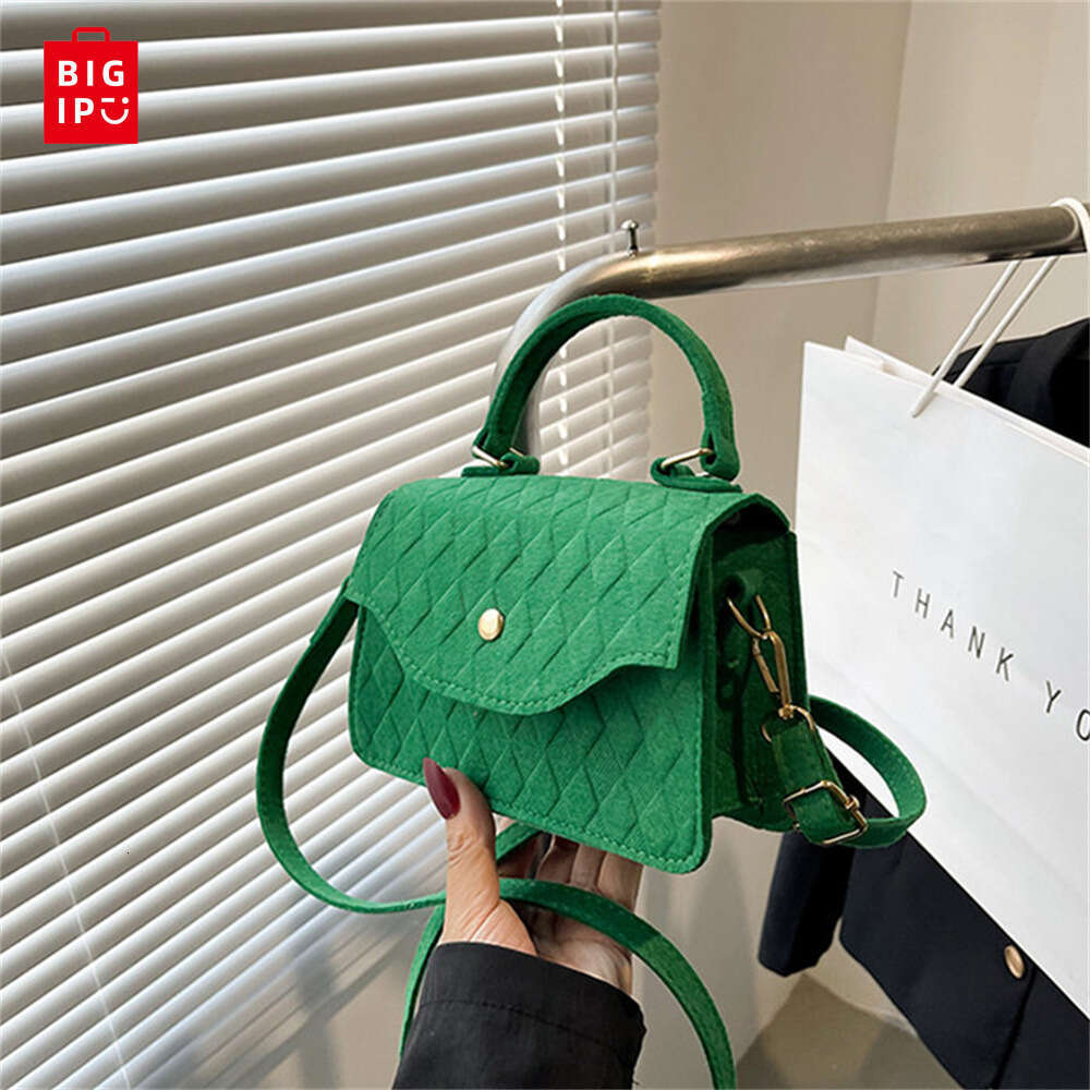 Designer Bag Blue Subaxillary Bag For Womens New Korean Fashion Ladies Shoulder Bag Trend Handbags Retro Designer Luxury Female Totes 2024 handbag