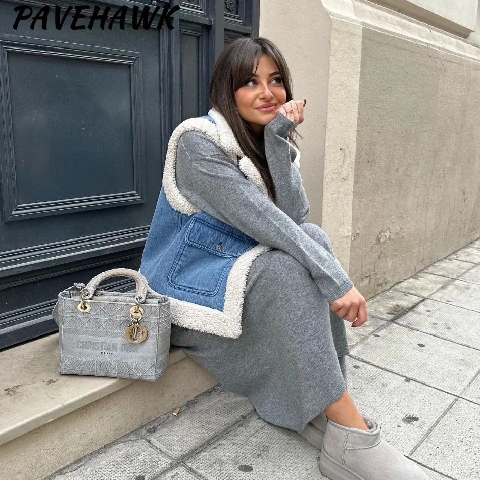 Womens denim wool synthetic sheepskin vest jacket autumn sleeveless pocket jacket casual thick loose fashionable chic jacket 241105