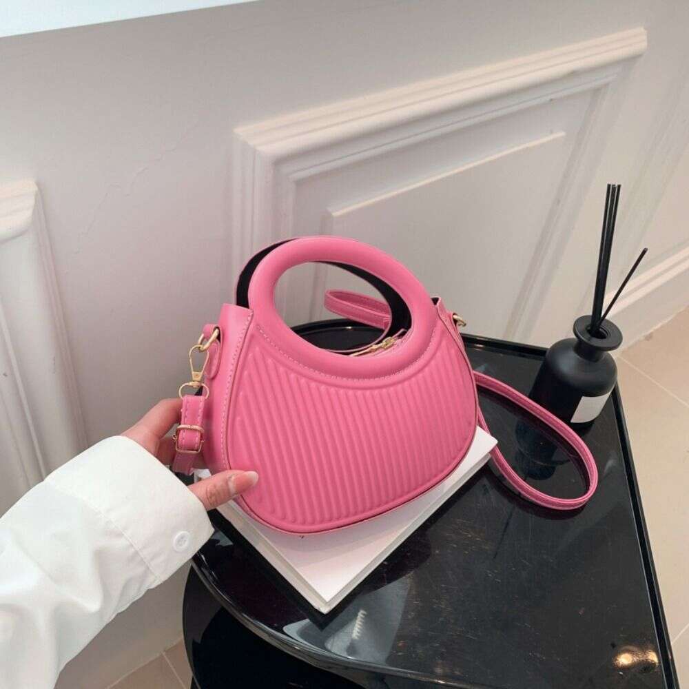 Designer Bag Fashion Women Shoulder Bag Armpit Bag Design Underarm Bag Pleated Saddle Bag Solid Color Messenger Bag Purse Handbags Saddle bag