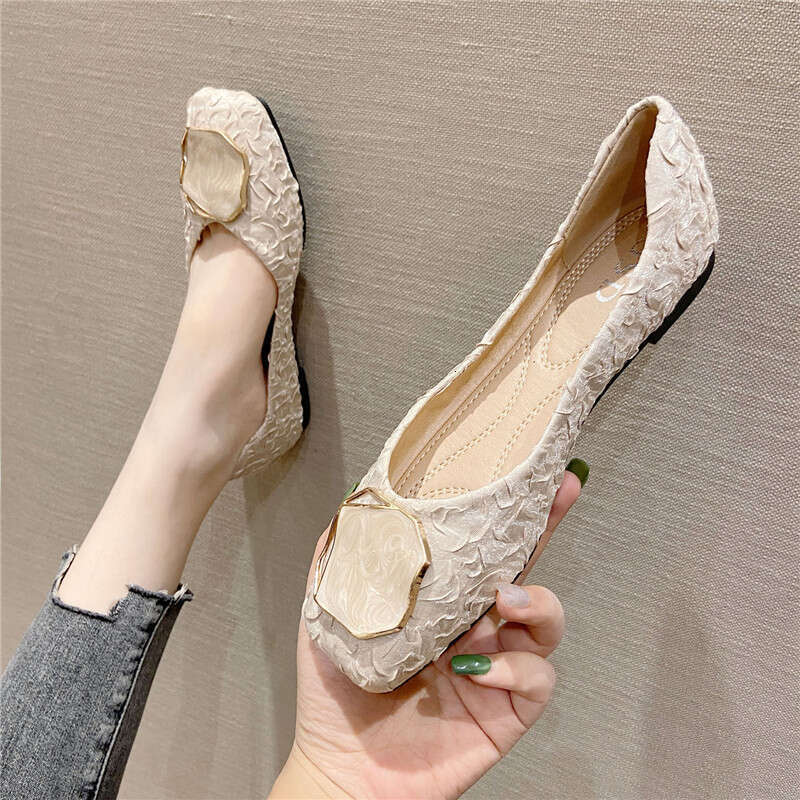New Autumn 2023 Single For Women With Shallow Toe, Flat Bottom, Fairy Grandmother Shoes, Internet Famous Versatile Scoop Shoes