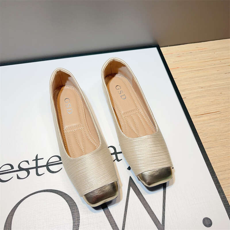 French Single Shoe Women's 2024 Spring And Summer New Versatile Square Toe Shallow Mouth Small Fragrant Style Scoop Gentle Flat Bean Shoes