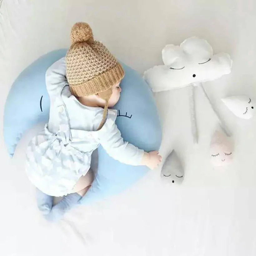 Baby Pillow Baby Moon Sleep Pillow Baby Bed Toy Cute Baby Bed Set Baby Room Decoration 241105