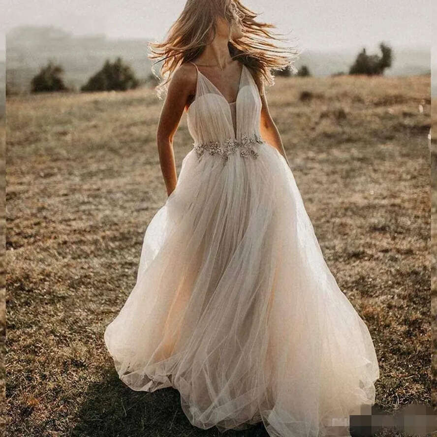 Beach Newest Dresses V Neck Spaghetti Strpas Tulle Beads Crystal Or Length Country Wedding Gowns Vestido De Novia Estido