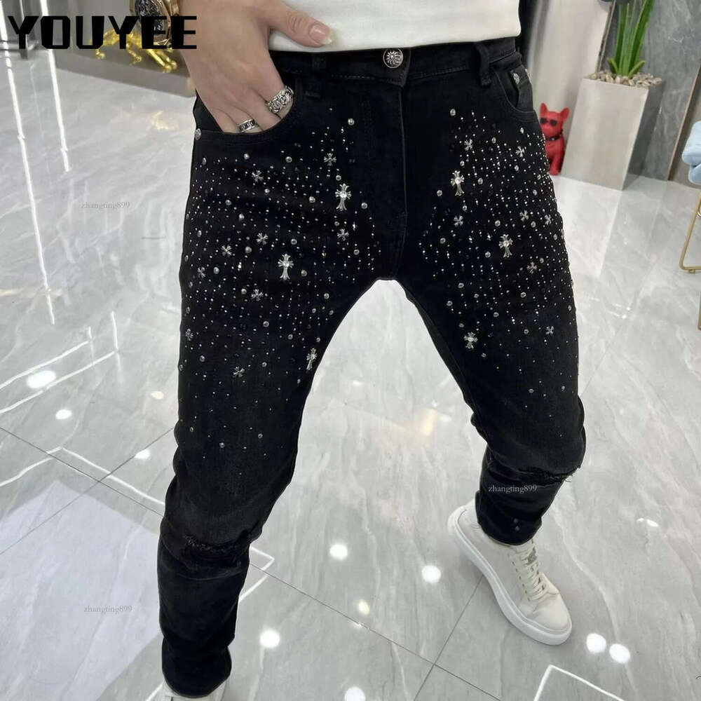 Men Jeans Black Drill Rhinestones Rivet Destroyed Ripped Skinny Leggings Stretch Denim Streetwear Male Pants 240821