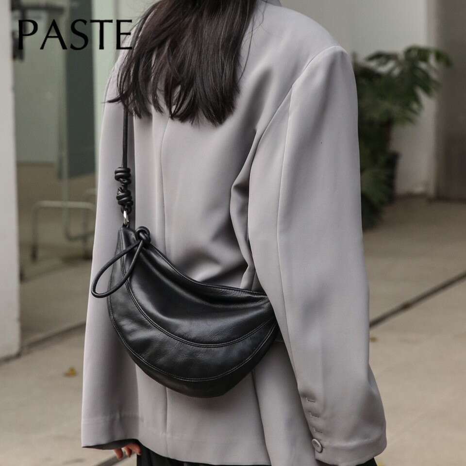 Designer Bag Niche Style Half-Moon Shape Flap Saddle Bag Small First Layer Cow Leather Women Shoulder Bag High-End Daily-Use Crossbody Bag Saddle bag