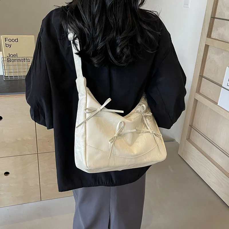 Sweet Bow Crossbody Bags for Women Y2K Korean Fashion Handbags and Wallets Womens Shoulder Bags 241105