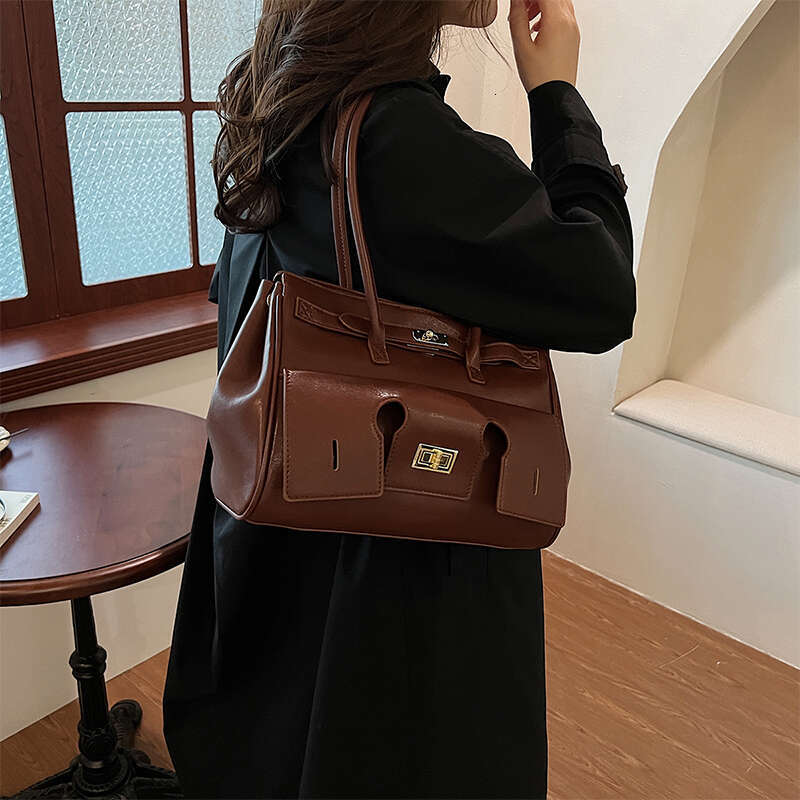 Designer Bag New Wings Bag High-Quality Tote Bag Cyme Light Luxury Retro European And American Women Portable Shoulder Bucket Armpit Bag