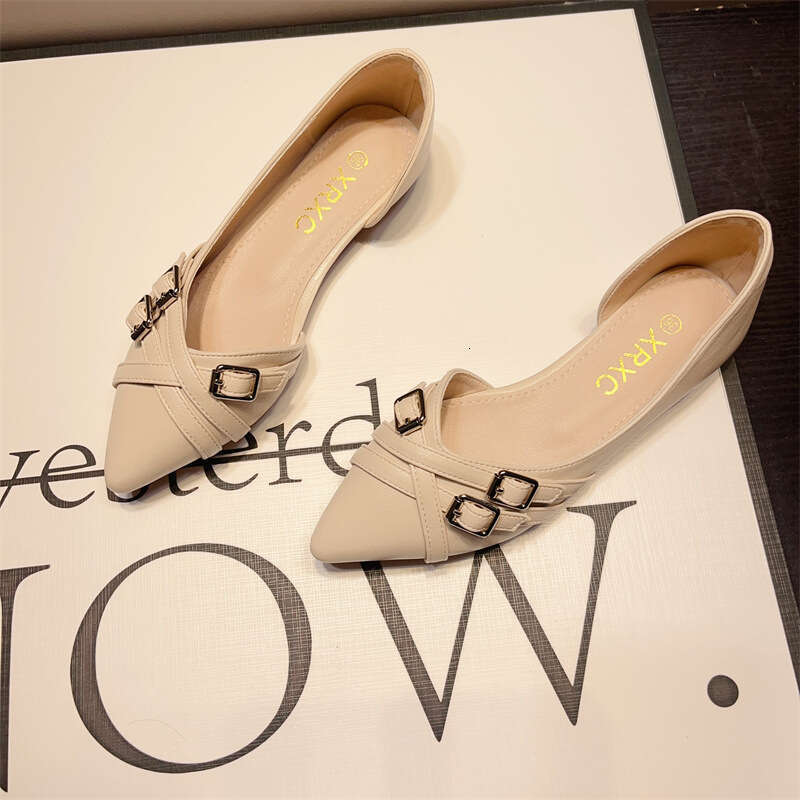 Korean Version Spring And Summer New Shallow Mouth Pointed Flat Bottom Side Empty Fairy Evening Breeze Gentle Temperament Small Fragrant Style Single 