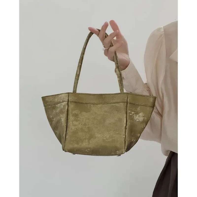 Aesthetic Sier Womens Handbag 2025 New Fashion Chinese Style Bucket Bags Small Advanced Vintage Female Crossbody Bag