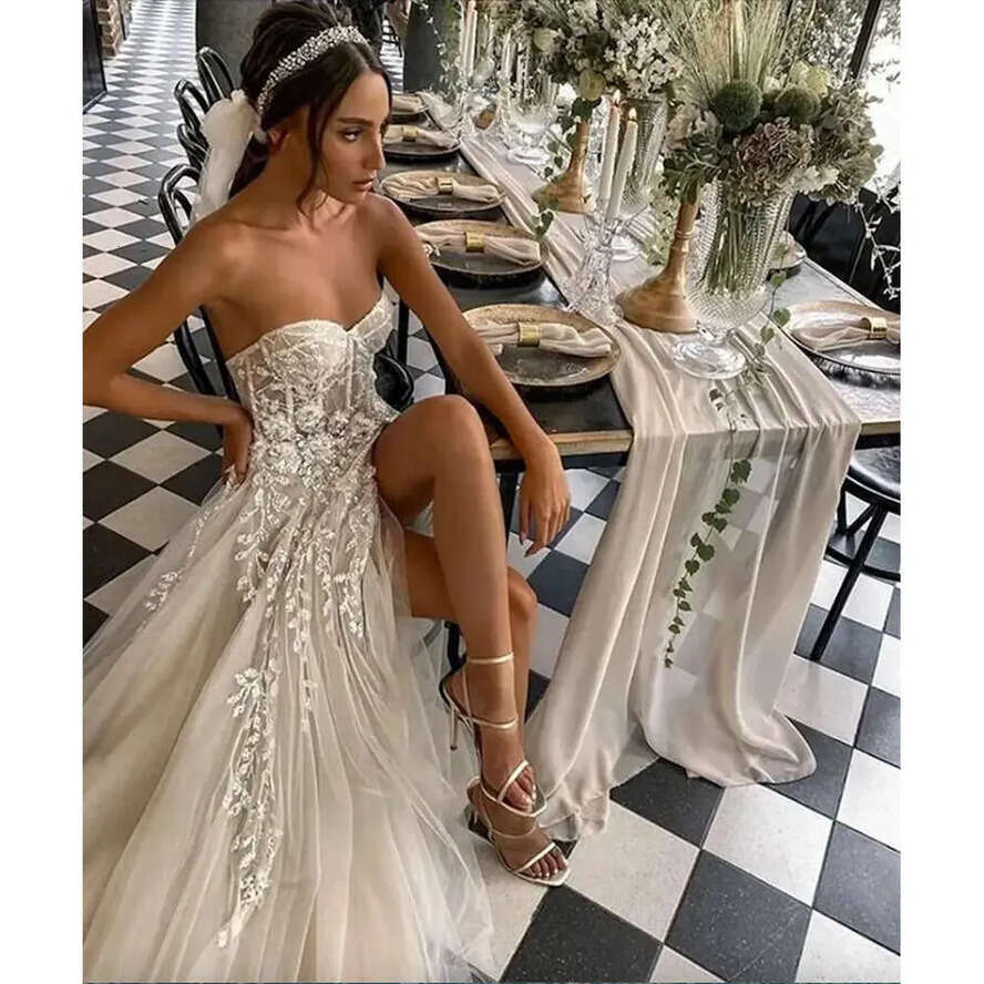 Boho Sexy E Beach A Wedding Dresses Marriage Bridal Gowns For Bride Elegant Lace Beads Strapless Illusion Sheer Sleeveless High Side Split Princess Pl