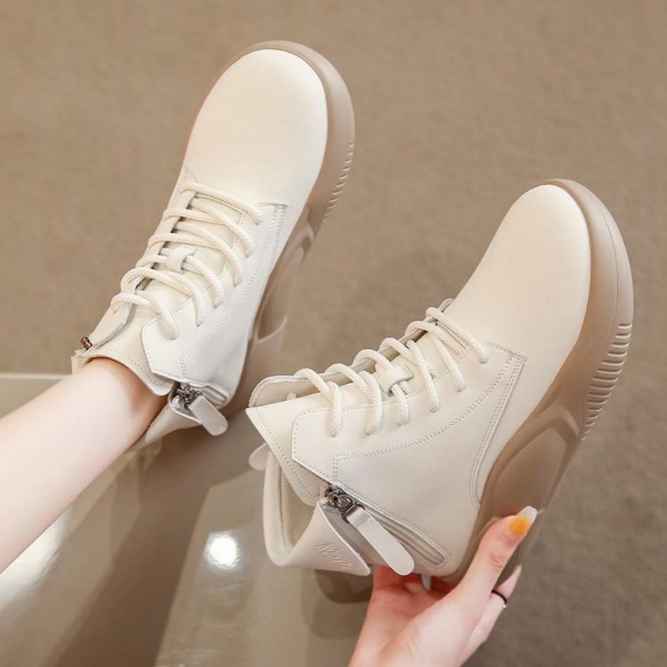 Trendy Women's Big Toe High Top Sneakers - Stylish Lace-Up Design for Autumn & Winter 2024