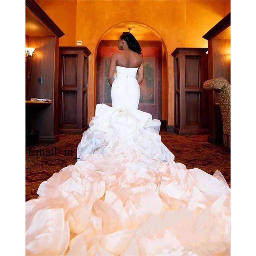 Vintage Mermaid Wedding Dresses Urious Sweetheart Bridal Gowns Cathedral Train Cascading Ruffles Tiered Satin Plus Size African Nigerian Fishtail