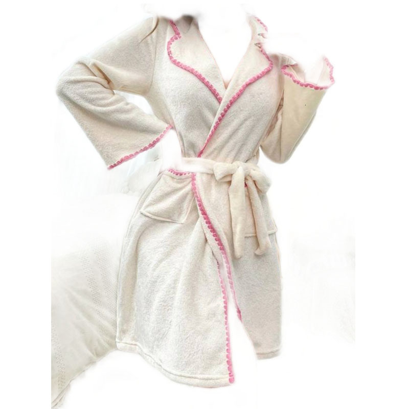 New designer high-end autumn new warm coral velvet nightgown for women, medium to long flannel bathrobe, lace home wear, morning gown