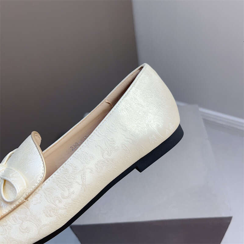 Korean Version Autumn Flat Bottom Bow Single Shoe Print New Chinese Style Small Leather Fashionable And Versatile Bean Shoes